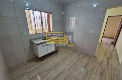 Casa com 2 quartos para alugar no Centro, Carapicuíba 