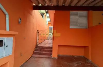 Casa para Locação em São Paulo, Cidade Antônio Estevão de Carvalho, 2 dormitórios, 1 banheiro, 1 vaga