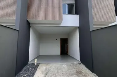 Casa com 3 quartos à venda na petrópolis, 50, petrópolis, joinville por r$ 579.900