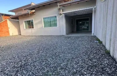 Casa com 3 quartos à venda na rua das cegonhas, 417, iririú, joinville por r$ 729.900