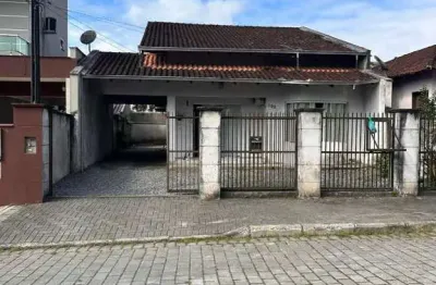 Casa em condomínio fechado com 3 quartos à venda na rua ana custódia soares, 108, santa catarina, joinville por r$ 349.900