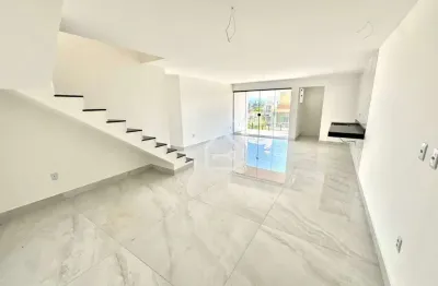 Cobertura com 3 quartos à venda na Rua Vinte e Seis, Jardim Provence, Volta Redonda por R$ 900.000