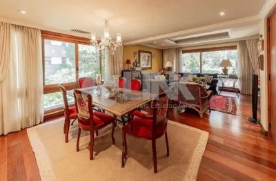 Apartamento amplo alto padrão de 3 quartos com 2 vagas à venda no bairro petrópolis em porto alegre