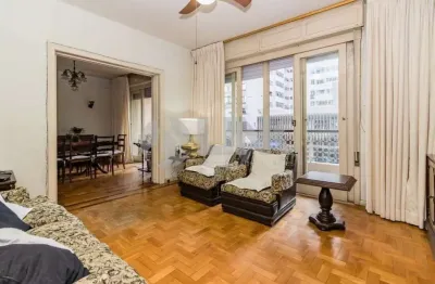 Apartamento de 3 quartos com 1 vaga à venda no bairro rio branco em porto alegre