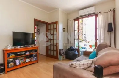 Apartamento 2 dormitórios à venda no bairro menino deus em porto alegre