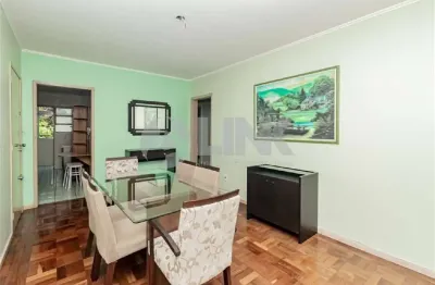 Apartamento com 2 quartos à venda no bairro Petrópolis em Porto Alegre