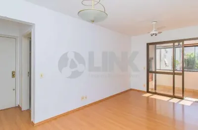 Apartamento com 3 quartos à venda no bairro Mont Serrat em Porto Alegre