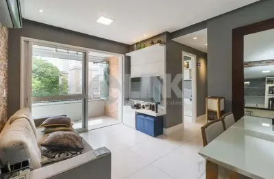 Apartamento semimobiliado com 2 quartos à venda no bairro passo da areia em porto alegre