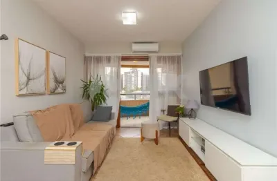 Comprar apartamento de 2 quartos com 1 vaga de garagem à venda no bairro praia de belas em porto alegre