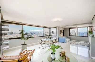 Apartamento de 3 quartos 3 suítes e 3 vagas à venda no bairro rio branco em porto alegre