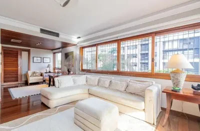 Apartamento de 3 quartos com 2 vagas à venda no bairro rio branco em porto alegre