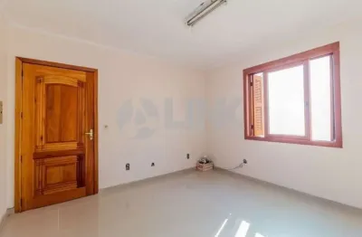 Apartamento de 2 quartos com 1 vaga de garagem à venda no bairro passo da areia em porto alegre