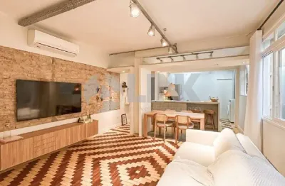 Comprar apartamento de 2 quartos à venda no bairro rio branco em porto alegre