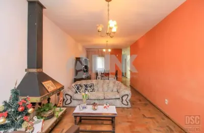 Casa de 3 quartos com 4 vagas à venda no bairro glória em porto alegre