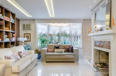 Casa em condomínio de 3 quartos com 3 vagas de garagem à venda no bairro três figueiras em porto alegre