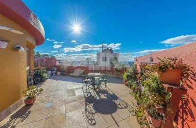 Cobertura duplex de 3 dormitórios sendo 2 suítes com 1 vaga de garagem à venda no bairro teresópolis em porto alegre próximo ao bourbon teresópolis