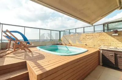 Cobertura de 3 quartos com 2 vagas à venda no bairro três figueiras em porto alegre