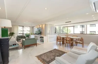 Aparentemente de 3 quartos com 3 vagas à venda no bairro petrópolis em porto alegre