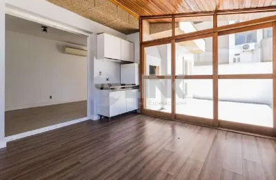 Cobertura de 2 quartos com 1 vaga à venda no bairro higienópolis em porto alegre