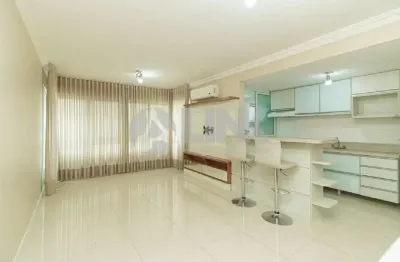 Apartamento de 2 quartos com 2 vagas à venda no bairro menino deus em porto alegre