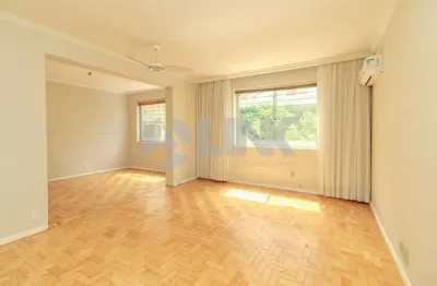 Apartamento de 2 quartos à venda no bairro Moinhos de Vento em Porto Alegre