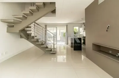 Casa em condomínio com 3 quartos e 2 vagas à venda no bairro glória em porto alegre