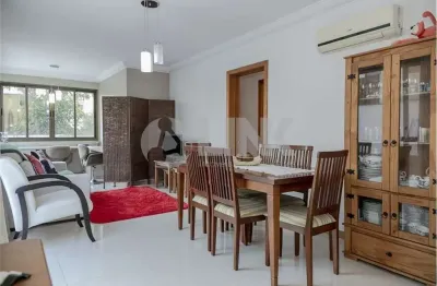 Apartamento garden de 2 quartos com 2 vagas à venda no bairro jardim botânico em porto alegre