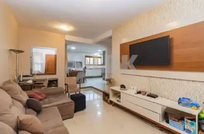 Casa em condomínio fechado com 3 quartos e 2 vagas à venda no bairro passo das pedras em porto alegre