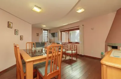 Casa de 3 quartos com 3 vagas à venda no bairro chácara das pedras em porto alegre