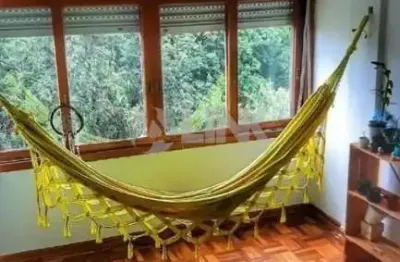 Apartamento de 3 quartos à venda no bairro floresta em porto alegre: 82,92m², 1 suíte, 2 salas e 3 banheiros