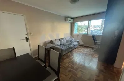 Apartamento com 1 quarto à venda no bairro azenha em porto alegre