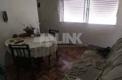Imperdível oportunidade de apartamento à venda no Bairro Partenon em Porto Alegre-RS: 2 quartos, 2 salas, 1 banheiro, 1 vaga de garagem.