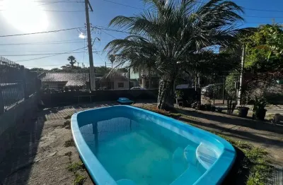 Casa com 3 quartos à venda na Rua Irmã Ambrósio, 412, Jardim Carvalho, Porto Alegre por R$ 425.000