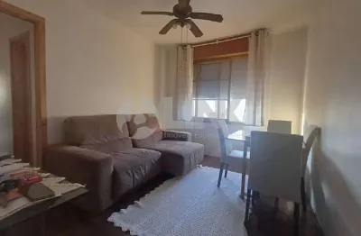 Apartamento à venda em Porto Alegre-RS, Passo da Areia: 4 quartos, 2 salas, 1 banheiro, 1 vaga, 77,05 m² de área.