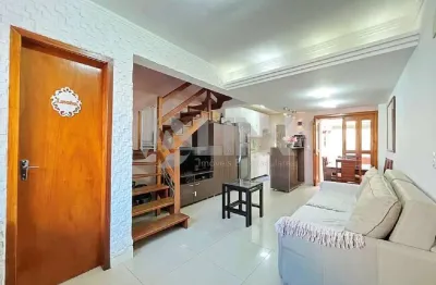 Casa em Condomínio de Luxo na Tristeza, Porto Alegre-RS: 3 Quartos, 1 Suíte, 2 Salas, 2 Banheiros, 2 Vagas de Garagem - 131,28 m² de Área. Venha Conferir!