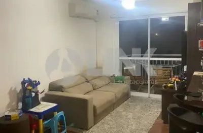 Apartamento com 3 quartos e 1 vaga à venda no bairro vila ipiranga em porto alegre