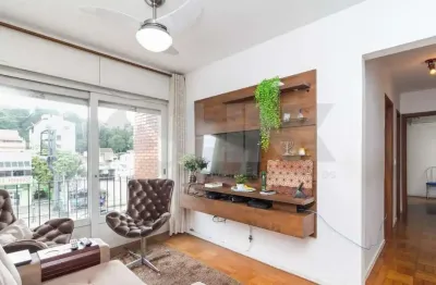 Apartamento com 3 quartos e 1 vaga à venda no bairro Menino Deus em Porto Alegre