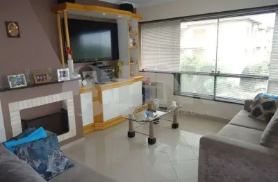 Apartamento 3 dormitórios com 2 vagas de garagem cobertas à venda em Porto Alegre no bairro Jardim Planalto próximo à Adda Mascarenhas de Morais