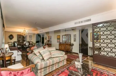 Apartamento de 3 quartos com 2 vagas à venda no bairro Bela Vista em Porto Alegre