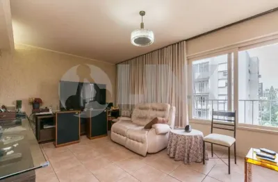 Comprar Apartamento de 3 quartos com 1 vaga de garagem à venda no bairro Moinhos de Vento em Porto Alegre próximo ao Parcão