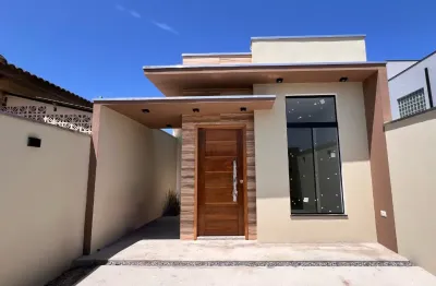 Casa com 2 quartos à venda na Avenida Emílio Manzano Lhorente, 1789, Balneário dos Golfinhos, Caraguatatuba