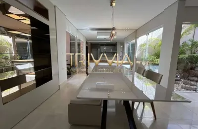 Casa em condomínio fechado com 3 quartos à venda no Granja Marileusa, Uberlândia 