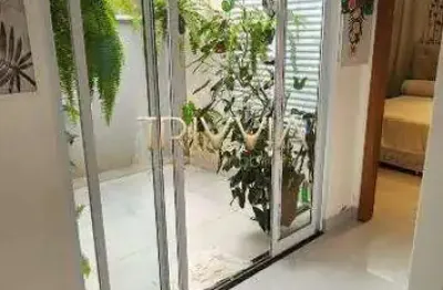 Casa moderna com 3 suítes, piscina e energia solar – bairro novo mundo