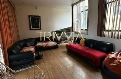 Casa com 6 quartos à venda no Tabajaras, Uberlândia 