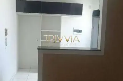 Apartamento à venda – 2 quartos com armários, painel na sala e vaga de garagem!