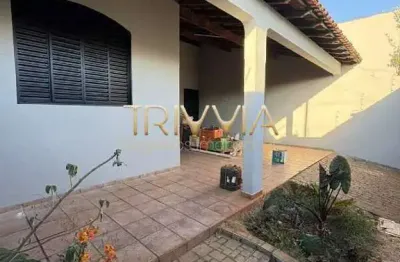Casa com 3 quartos à venda no Santa Luzia, Uberlândia 