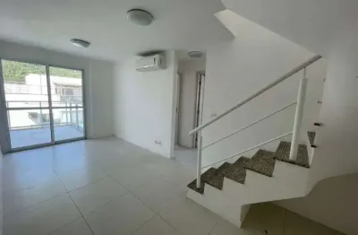 Duplex no recreio dos bandeirantes para venda com 147 metros quadrados com 3 quartos