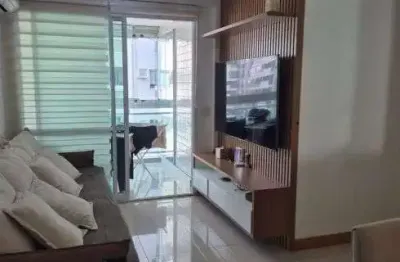 Apartamento com excelente acabamento, varanda gourmet, sol da manhã, composto de: 3 quartos