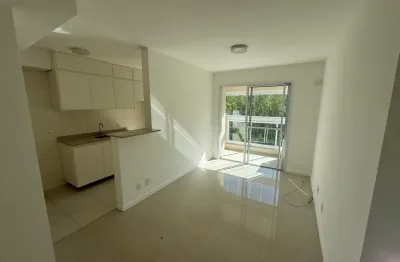 Imóvel para venda no recreio dos bandeirantes tem 65 metros quadrados com 2 quartos