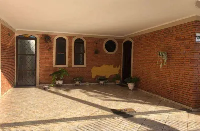 Casa com 3 dormitórios à venda, 190 m² por r$ 600.000,00 - saúde - rio claro/sp